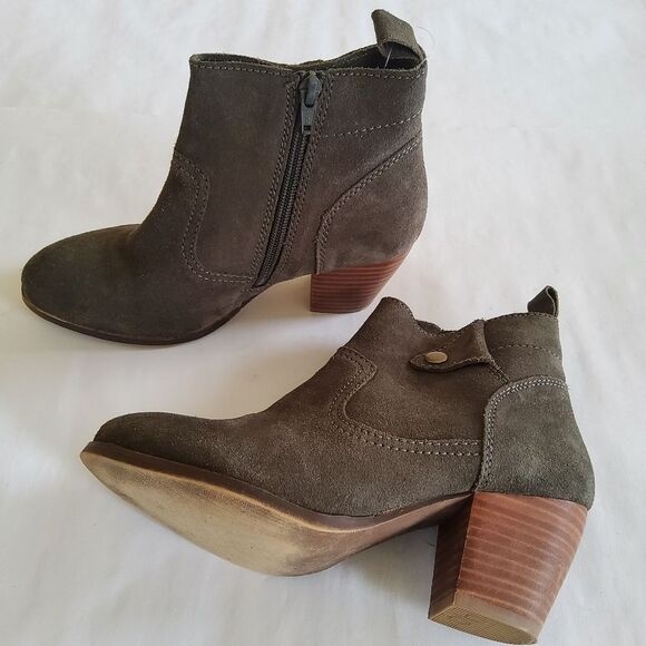 New Diba Suede Leather Women's Gray Ankle Boots Booties Size 6 - Picture 4 of 9